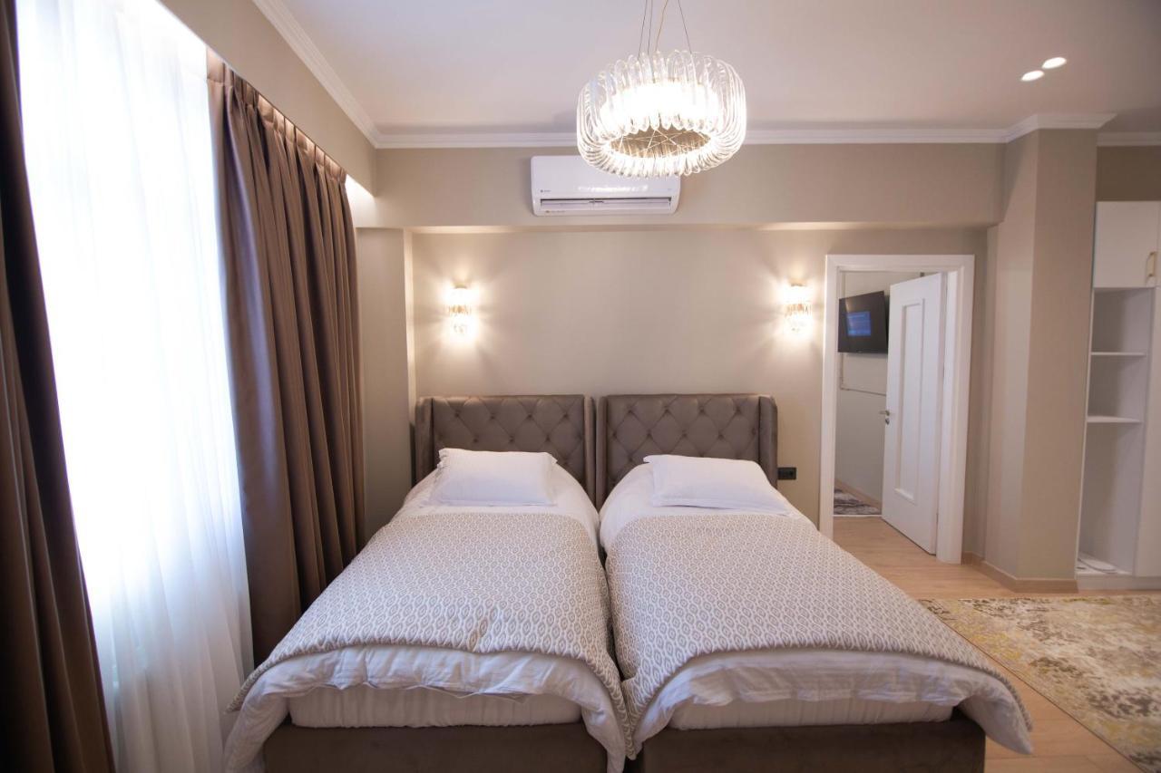 Sky View Hotel Корча Екстер'єр фото